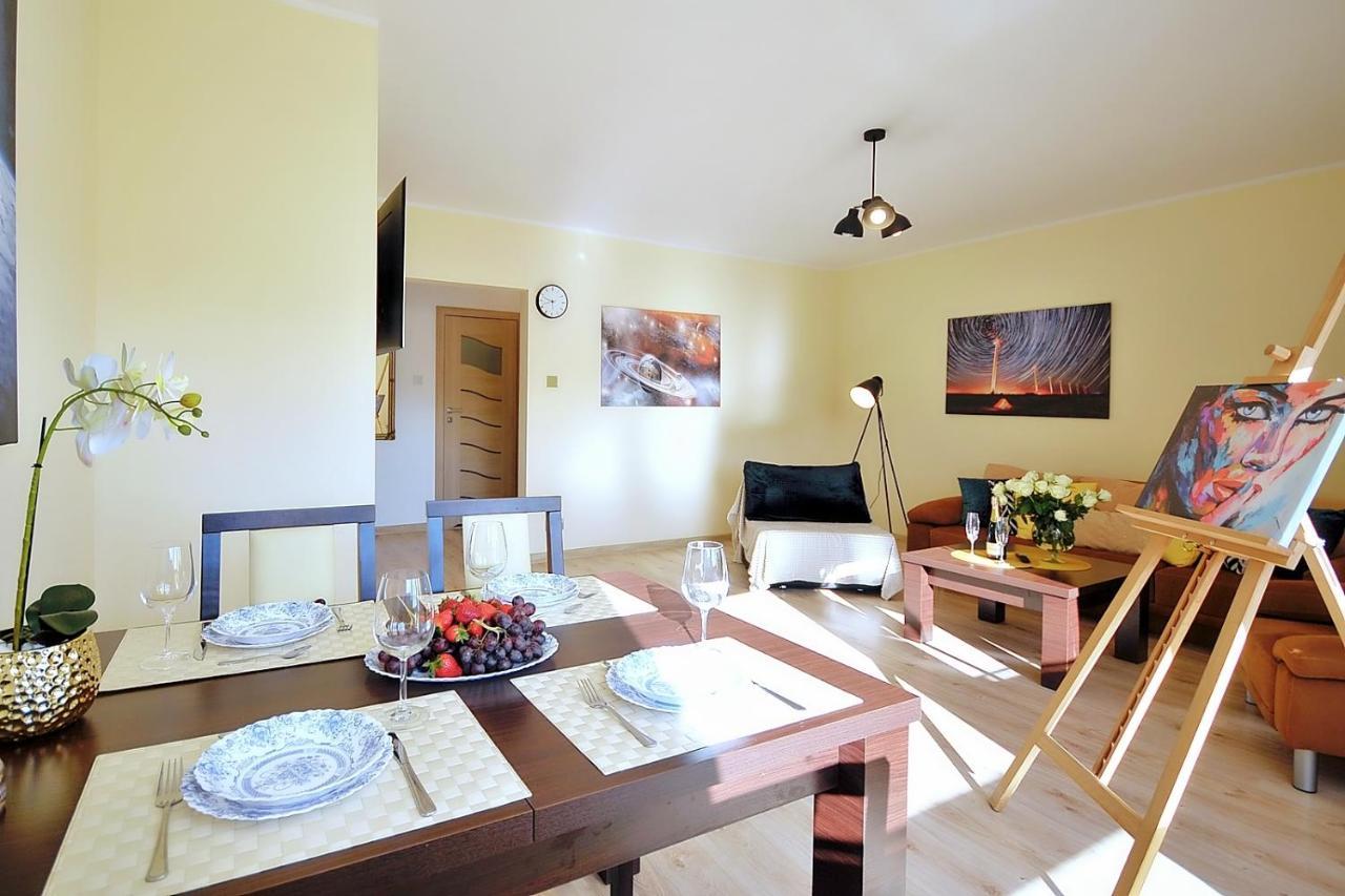 50 M Do Plazy Thobruk Apartamenty Piekna Dama Z Kolobrzegu Kültér fotó